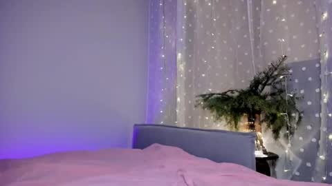 Sophia online show from 12/03/25, 10:35