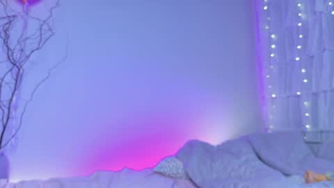 Snapshot of lina_stones chatting on 05/04/26, 02:46 Sophia online show from 05/04/26, 02:46
