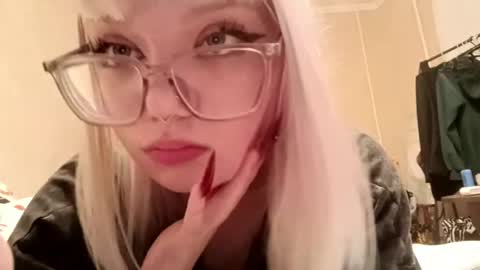 lina_sun1 online show from 05/31/26, 06:09