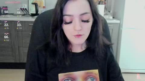 Snapshot of lina_tyaan chatting on 09/12/25, 07:08 Lina 3 1715622743 online show from 09/12/25, 07:08