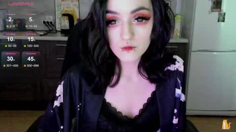 Snapshot of lina_tyaan chatting on 09/19/25, 06:59 Lina 3 1715622743 online show from 09/19/25, 06:59