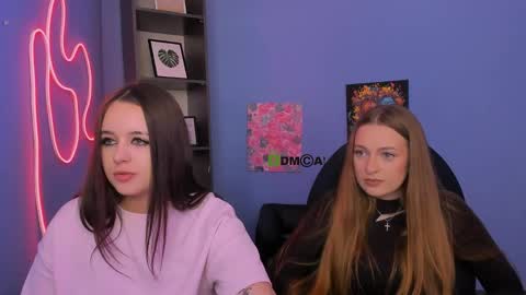 Snapshot of linaa_dolly chatting on 05/13/26, 11:29 linaa_dolly online show from 05/13/26, 11:29