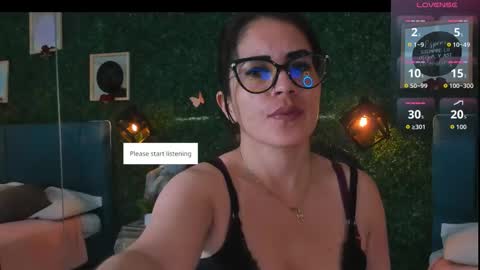 Lina  online show from 10/23/25, 11:31