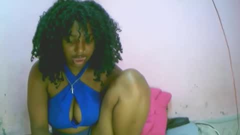 linah1123 online show from 10/12/25, 10:36