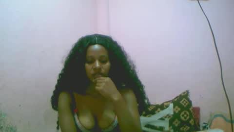 linah1123 online show from 12/02/25, 11:11