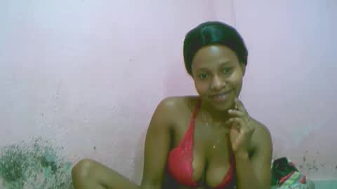 linah1123 online show from 02/02/26, 01:59