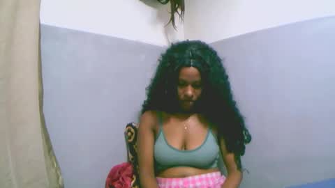 linah1123 online show from 02/16/26, 05:31