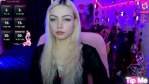 I am Lina online show from 02/18/26, 10:11