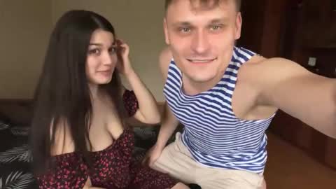 Nicolas and Lina online show from 11/03/25, 07:09