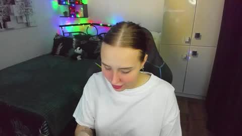 Lina online show from 02/23/26, 10:18