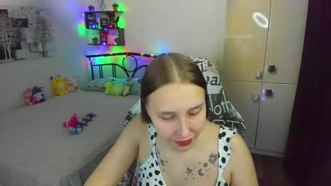 Lina online show from 04/22/26, 09:16