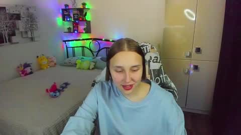 Lina online show from 04/23/26, 09:39