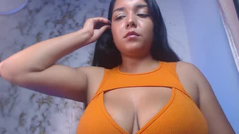 Snapshot of lincy_honeyy chatting on 06/05/26, 05:14 lincy_honeyy online show from 06/05/26, 05:14