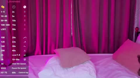 Linda  GMT2 Mon Tu Fri Sa Su  0300am-1000 am online show from 12/08/24, 03:43