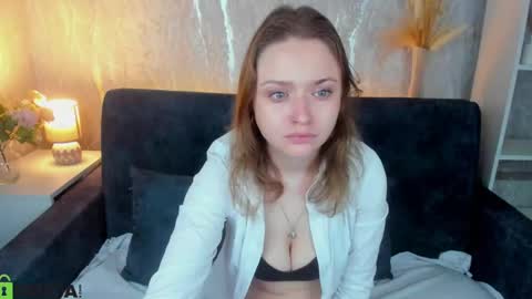Snapshot of linda__bryant chatting on 05/30/26, 01:03 Linda GMT2 Mon Tu Fri Sa Su 0300am-1000 am online show from 05/30/26, 01:03