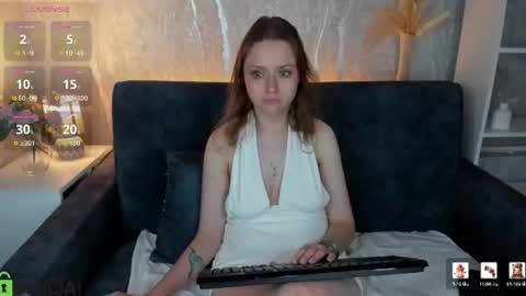 Snapshot of linda__bryant chatting on 06/22/26, 03:25 Linda GMT2 Mon Tu Fri Sa Su 0300am-1000 am online show from 06/22/26, 03:25