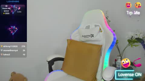 Linda online show from 01/31/25, 10:42