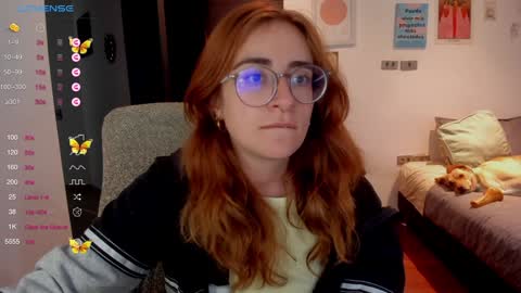 Giggles  online show from 12/23/24, 11:17