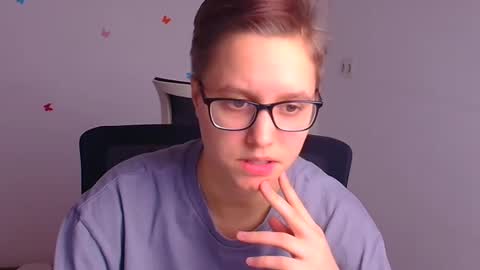 Linda online show from 02/22/25, 03:36