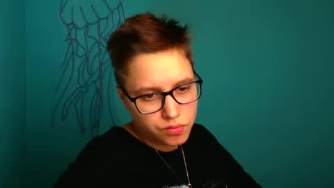 Linda online show from 03/09/25, 01:04