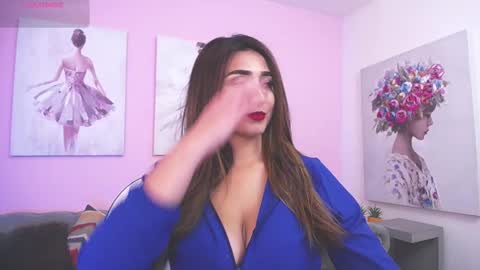 Maria Paula online show from 10/12/25, 12:04