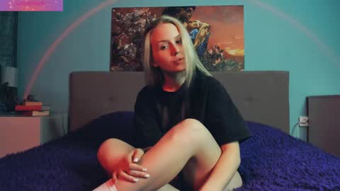 Snapshot of linda_roxy chatting on 02/04/25, 03:26 Linda online show from 02/04/25, 03:26