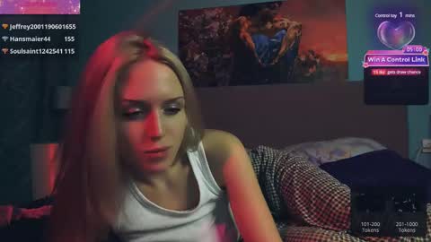 Snapshot of linda_roxy chatting on 03/02/25, 08:29 Linda online show from 03/02/25, 08:29