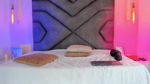 Linda Saenz online show from 04/19/26, 06:10