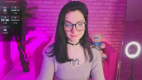 Linda online show from 11/21/25, 01:59