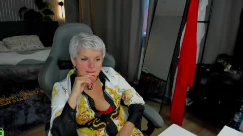 Linda Zefir online show from 06/03/26, 01:19