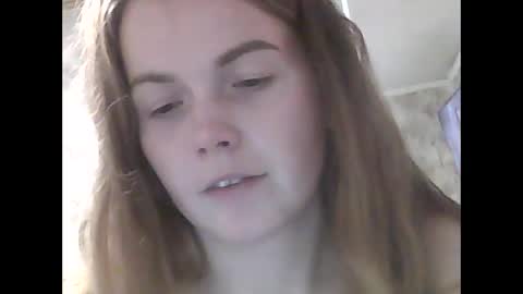 Snapshot of lindaahskys chatting on 10/19/25, 07:36 LindaAhSkys online show from 10/19/25, 07:36