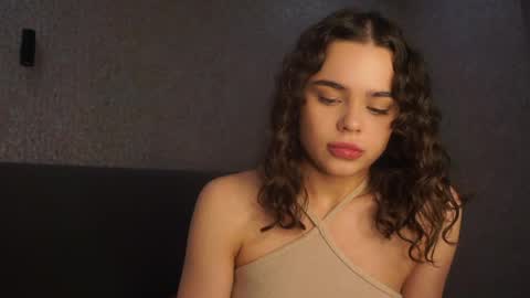Linda online show from 04/30/26, 01:06