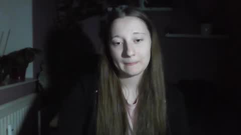 LindaAmore online show from 09/30/25, 08:25