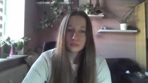 LindaAmore online show from 10/14/25, 06:25