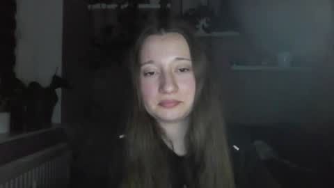 LindaAmore online show from 10/21/25, 08:20