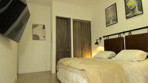 Nia  online show from 02/01/25, 04:22