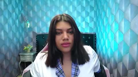 Snapshot of lindabreexlove chatting on 01/08/25, 08:06 online show from 01/08/25, 08:06