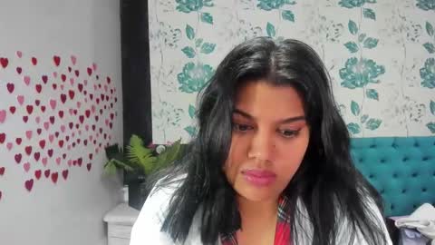 Snapshot of lindabreexlove chatting on 01/26/25, 05:13 online show from 01/26/25, 05:13