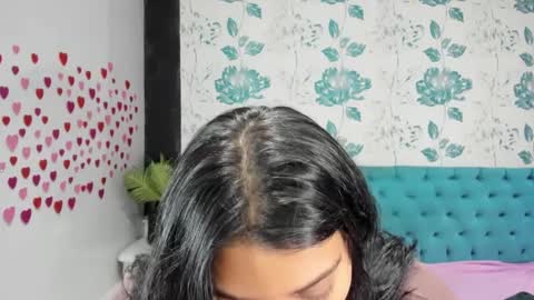 Snapshot of lindabreexlove chatting on 02/08/25, 02:16 online show from 02/08/25, 02:16