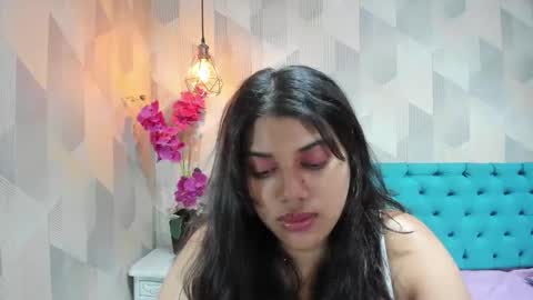 Snapshot of lindabreexlove chatting on 04/03/26, 01:20 online show from 04/03/26, 01:20