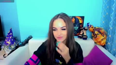 Linda online show from 11/13/25, 03:05