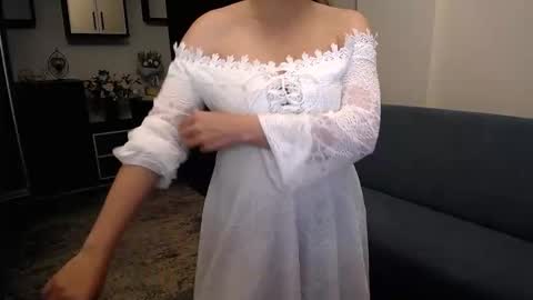 Snapshot of lindaliony chatting on 09/26/25, 04:00 Linda Liony online show from 09/26/25, 04:00