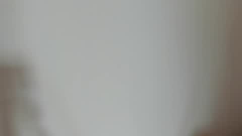 Snapshot of lindarouss chatting on 02/05/26, 07:29 lindarouss online show from 02/05/26, 07:29