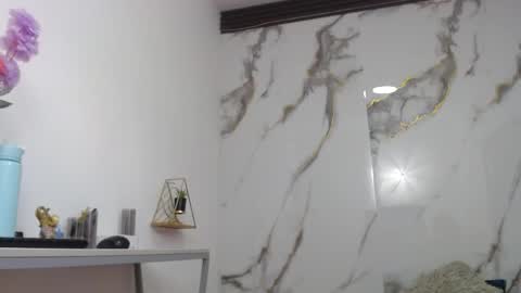  Lindsey  online show from 04/23/26, 12:29