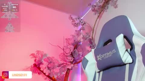 LINDSEYFERRER online show from 12/21/25, 10:06