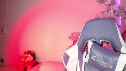 LINDSEYFERRER online show from 01/13/26, 09:09