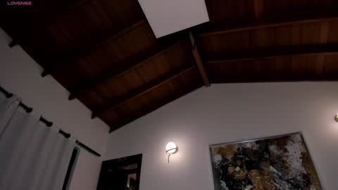 Lindsey Moss online show from 01/20/25, 05:15