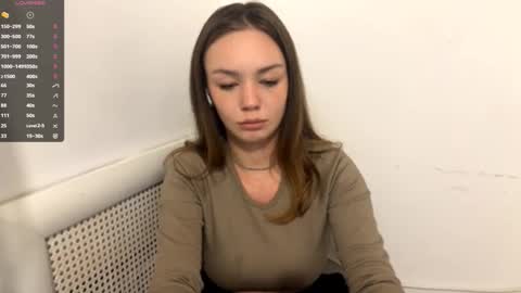 Snapshot of lindseytammo chatting on 09/29/25, 05:29 Kate online show from 09/29/25, 05:29