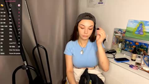 Kate online show from 11/03/25, 05:25