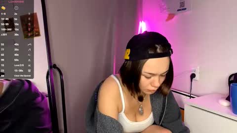 Kate online show from 12/14/25, 10:03